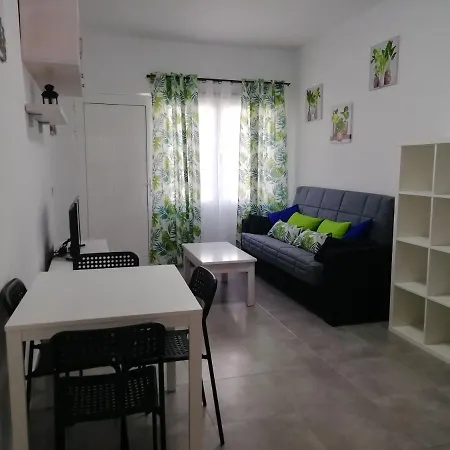 Casa Guinea 5 דירה *